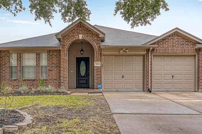 Building Photo - 3914 Crystal Pass Ct