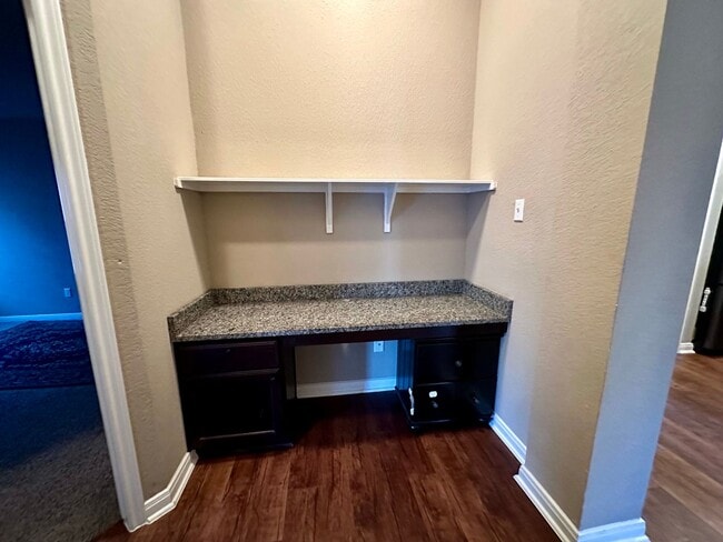 Building Photo - 2709 Keathley Dr
