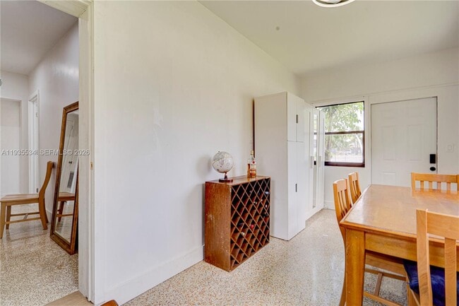 Building Photo - 234 NE 111th St