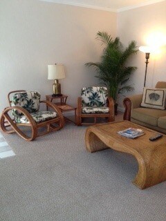 Building Photo - Lake Eola Heights Spacious Rental