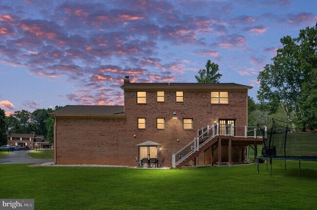 Building Photo - 6 Roseville Ct