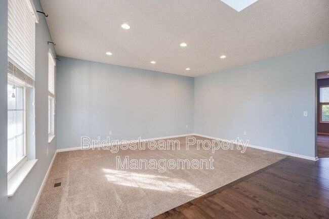 Building Photo - 1875 Prairie Clover Dr