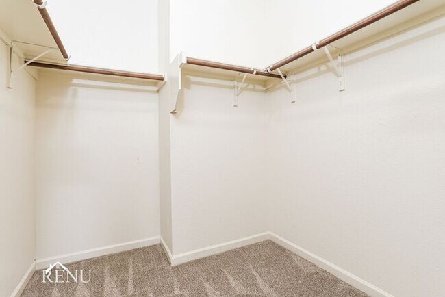 Building Photo - 6034 Mojave Dr