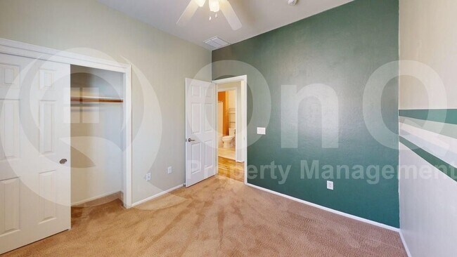 Building Photo - 3259 S Lakeside Ridge Loop