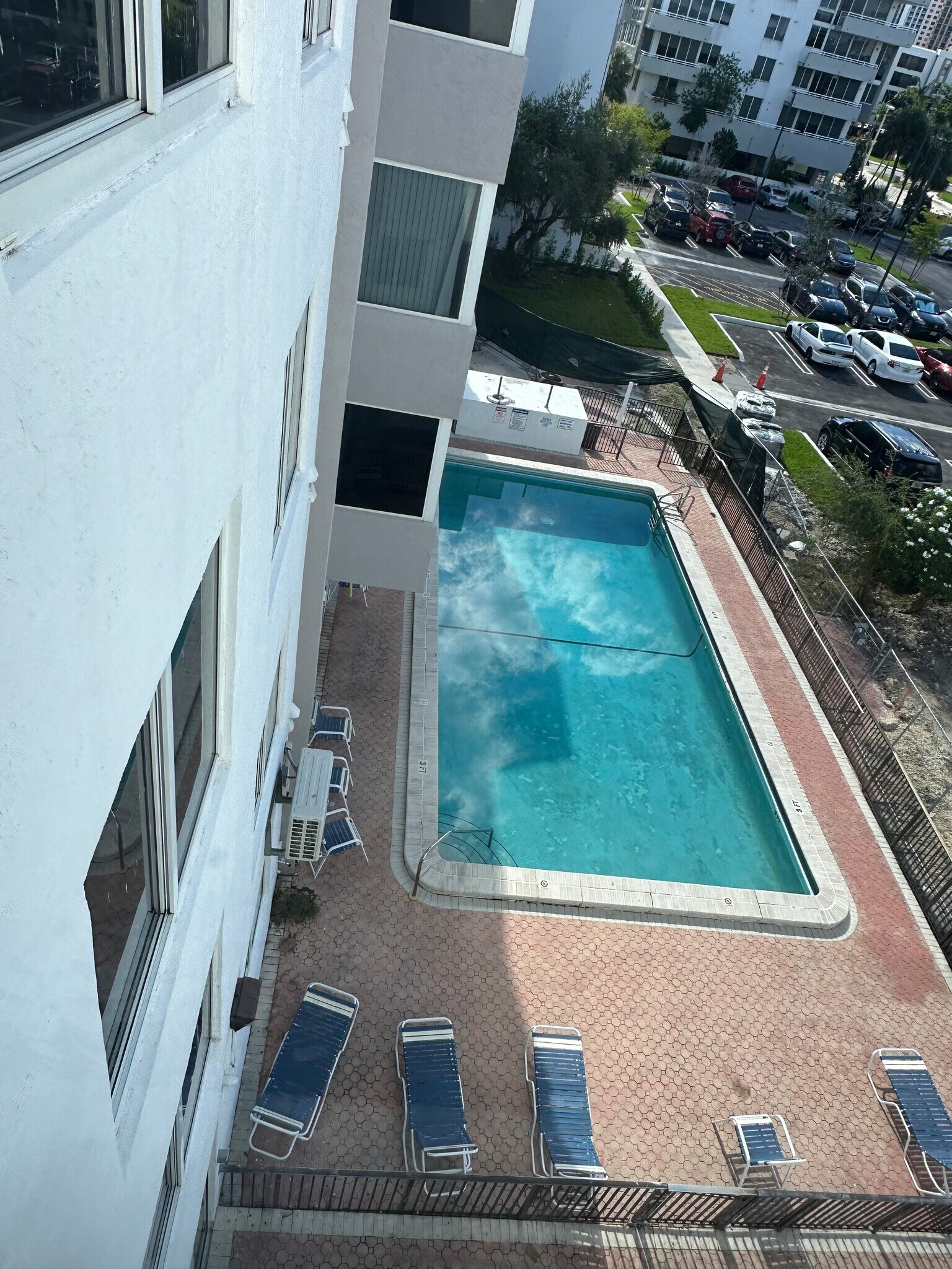 Building Photo - 250 180th Dr