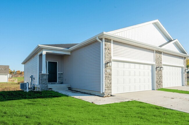 Building Photo - Brand-New 3-Bed Townhome with Attached Gar...