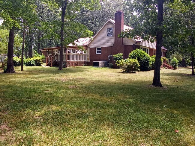 Building Photo - 416 Old Williams Rd