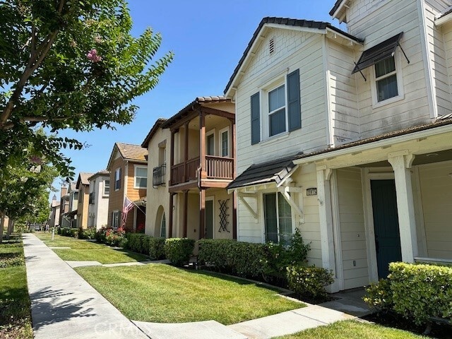 Building Photo - 15931 Moonflower Ave
