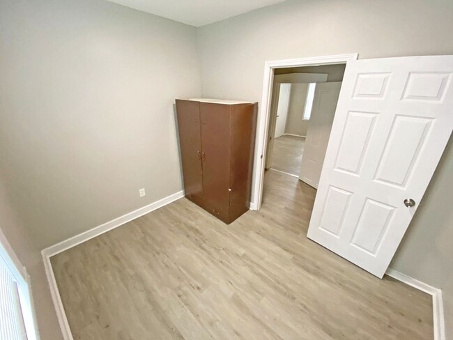 Building Photo - Home on Market