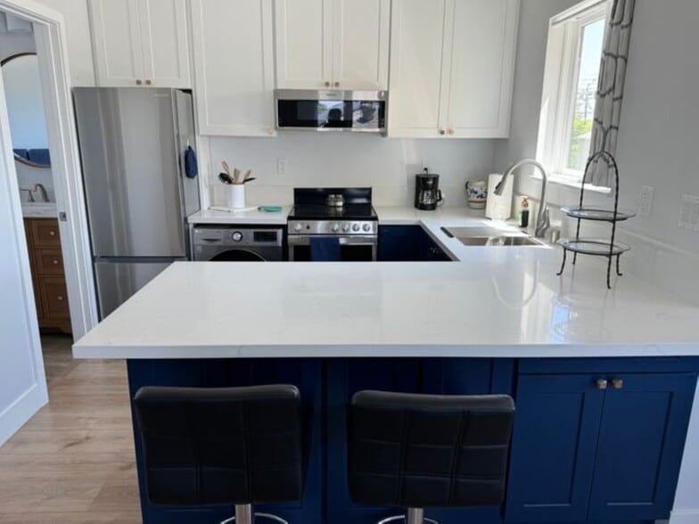 Kitchen - 7900 El Manor Ave