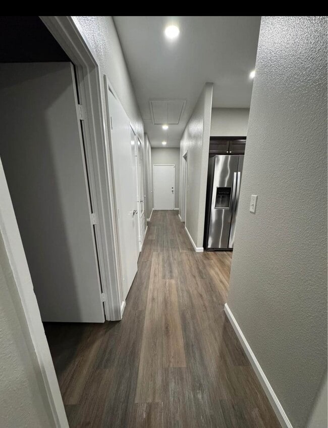 Building Photo - 4741 Providence St