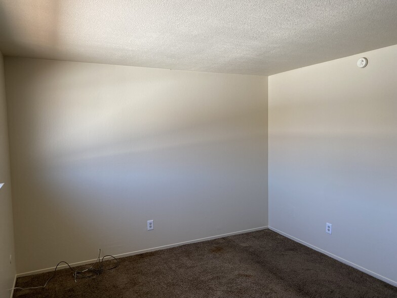 Building Photo - 4223 Weymouth Ln