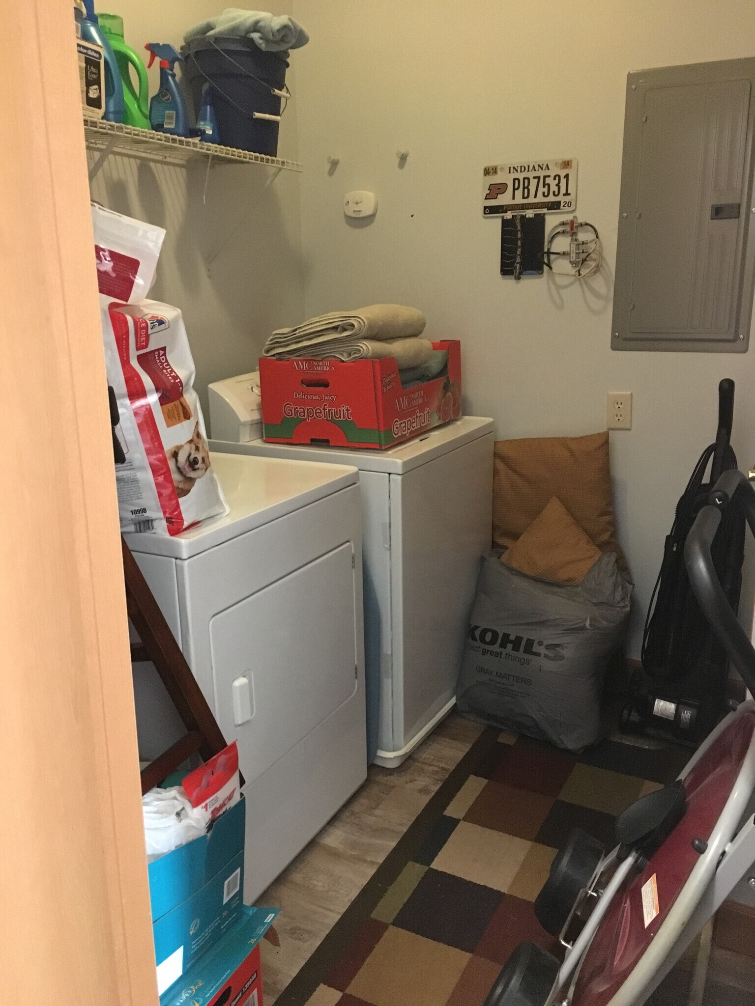 Building Photo - 121 S Main St