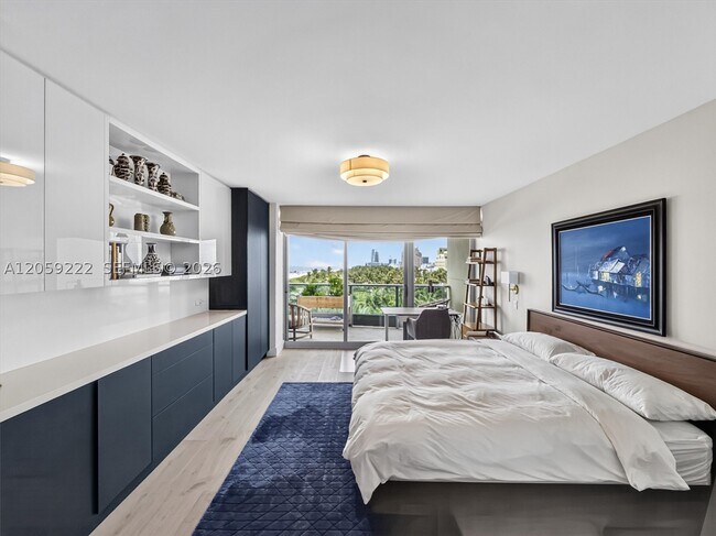Building Photo - 1455 Ocean 704