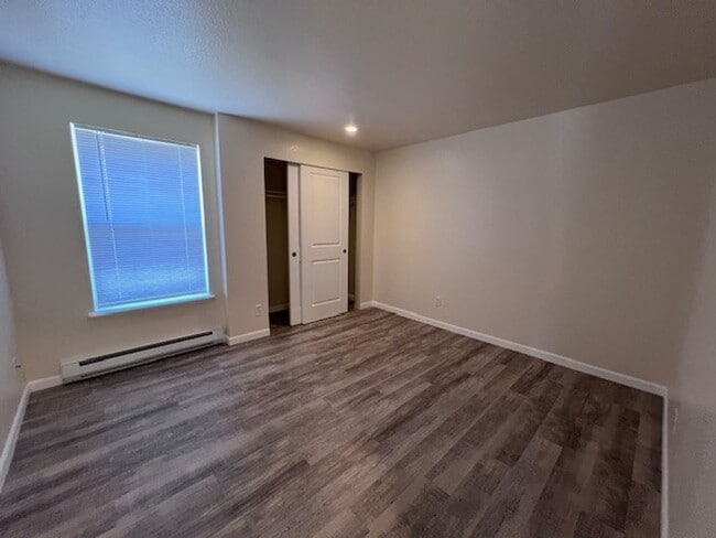 Building Photo - 5684 Eagle Pkwy