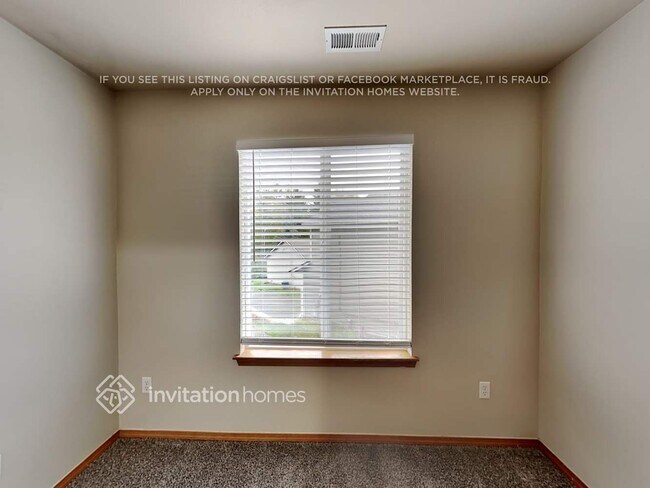 Building Photo - 12714 159th St E