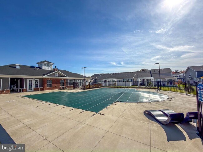 Building Photo - 13970 Englefield Dr