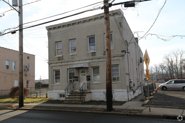 Building Photo - 126-128 Talmadge Ave