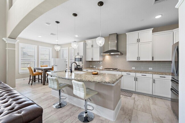 Building Photo - 31041 Pecan Creek Dr