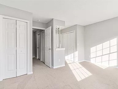 Building Photo - Room in Townhome on Lex Dr