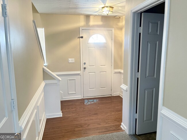 Building Photo - 162 Topaz Dr