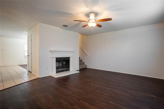 Building Photo - 4600 Waterford Dr