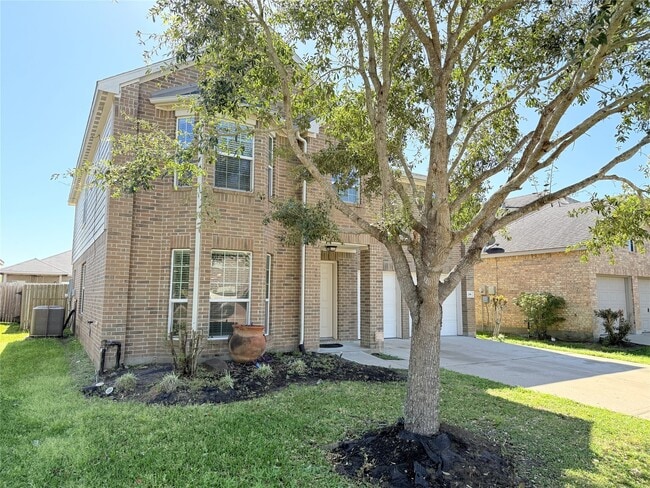 Building Photo - 246 Golden Grain Dr
