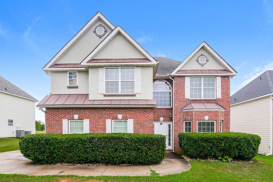 Primary Photo - 917 Southfork Dr