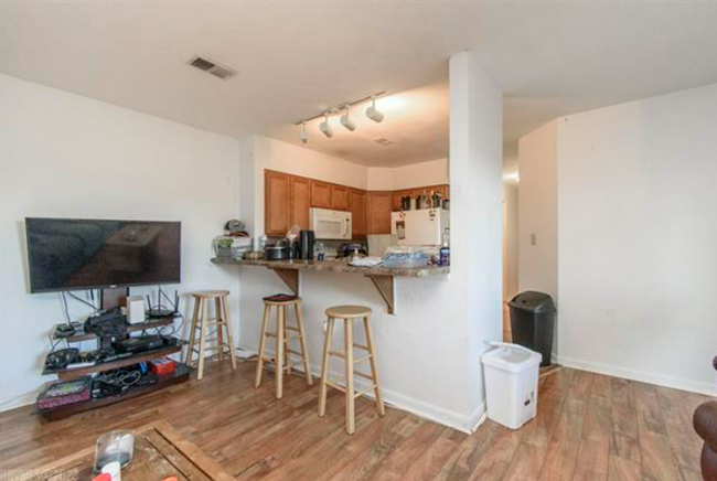 Building Photo - Spacious Condo in Blacksburg