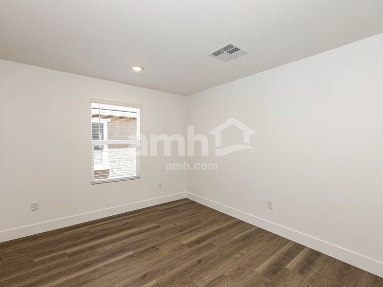 Building Photo - 7285 Arroyo Crossing Pkwy