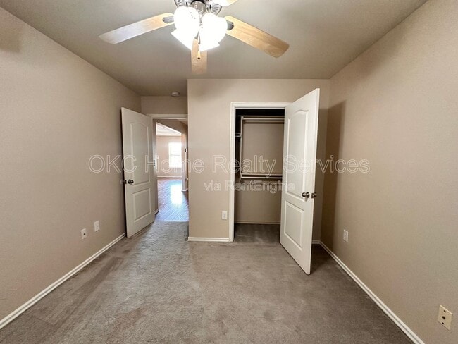 Building Photo - 4501 SE 78th St