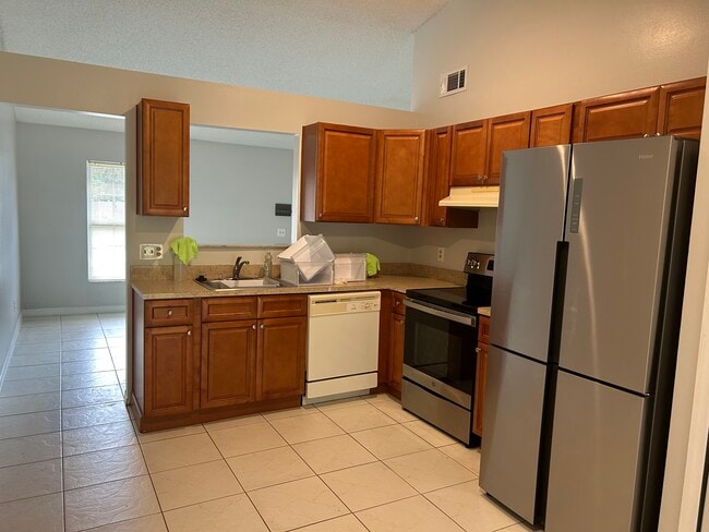 Building Photo - 12331 Antonio Cir