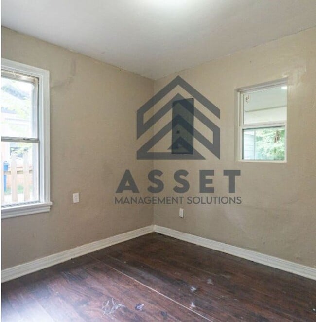 Building Photo - 3 Bedroom Rent to Own Home Available!