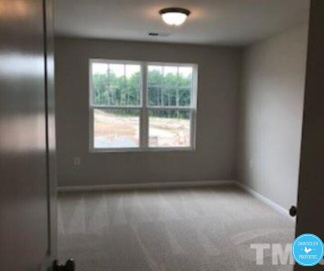 Building Photo - 1105 Kindness Ln