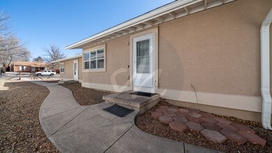 Building Photo - 1827 W Kiowa St