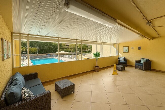 Building Photo - 200 172nd St