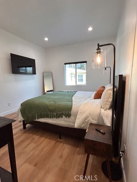 Building Photo - 311 W Green St