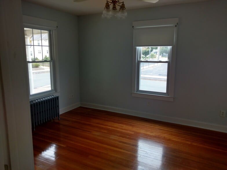 Building Photo - 134 N Orchard St