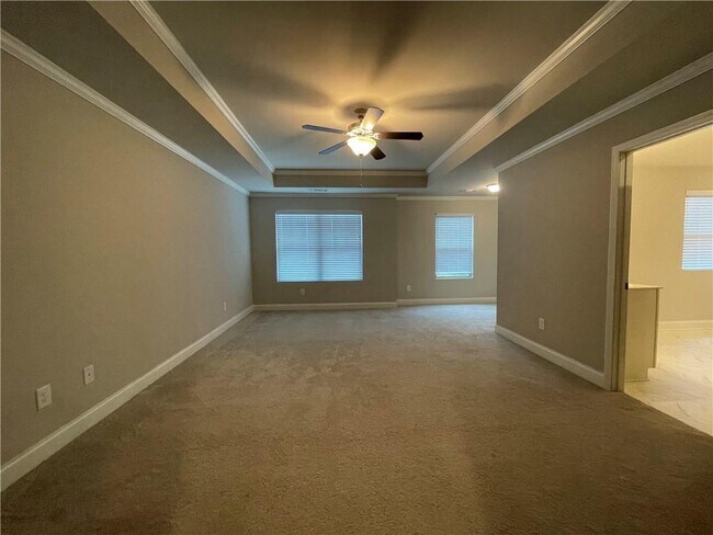 Building Photo - 301 Omnia Ridge Way
