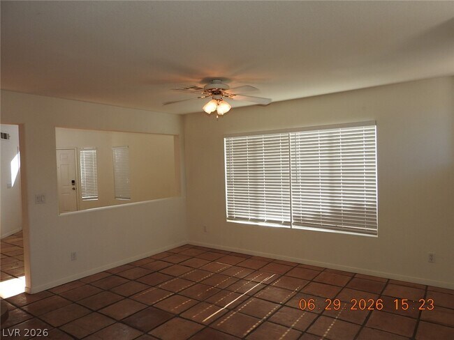 Building Photo - 742 Endicott Ct