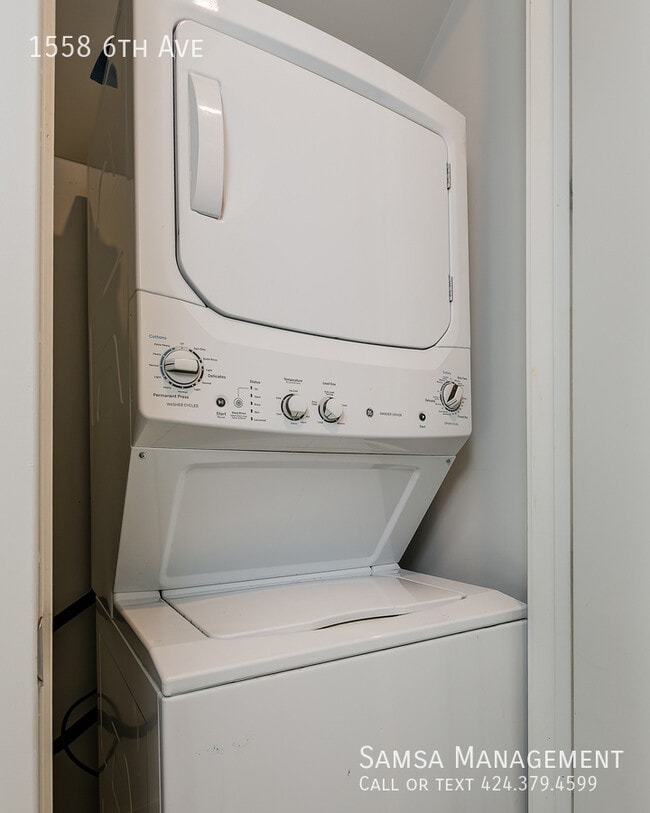 Building Photo - 1558 6th Ave