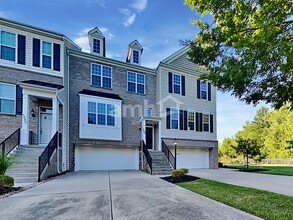 Building Photo - 1542 Quarter Horse Cir