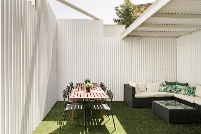 Building Photo - 1773 Torrance St