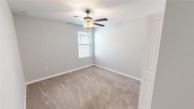 Building Photo - 17034 Yellow Pine St