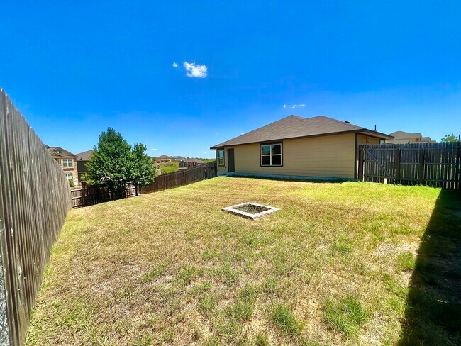 Building Photo - 11235 Silver Rose