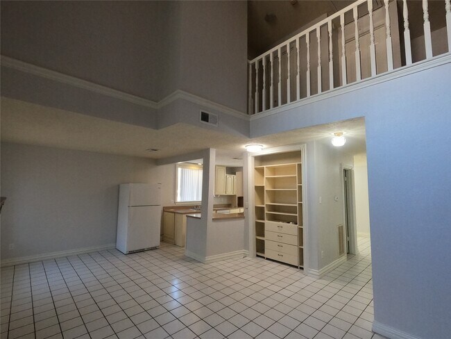 Building Photo - 75 Willowwood Cir