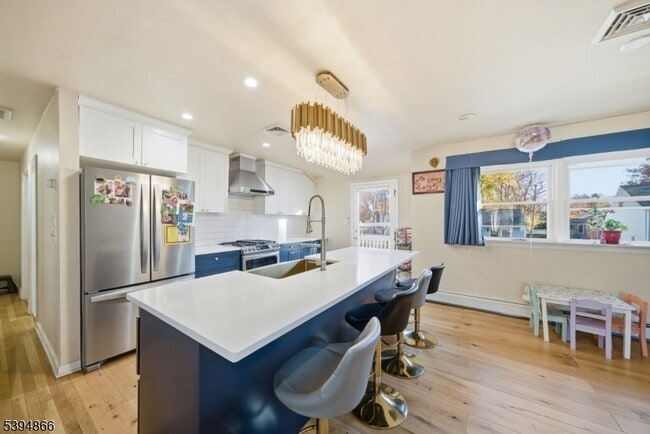 Building Photo - 32 Hardwick Ct