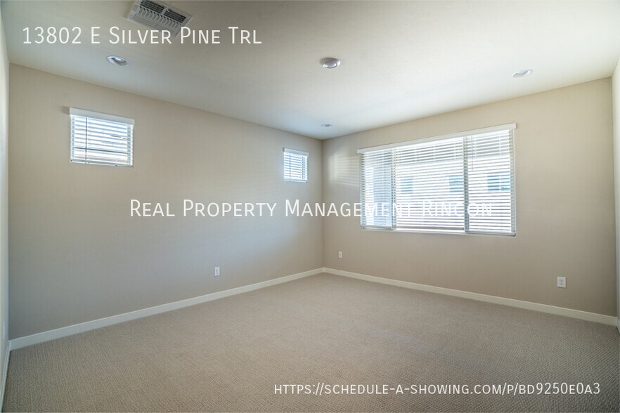 Building Photo - 13802 E Silver Pne Trl