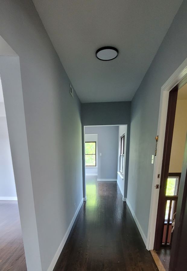 Building Photo - 7630 N Marshfield Ave