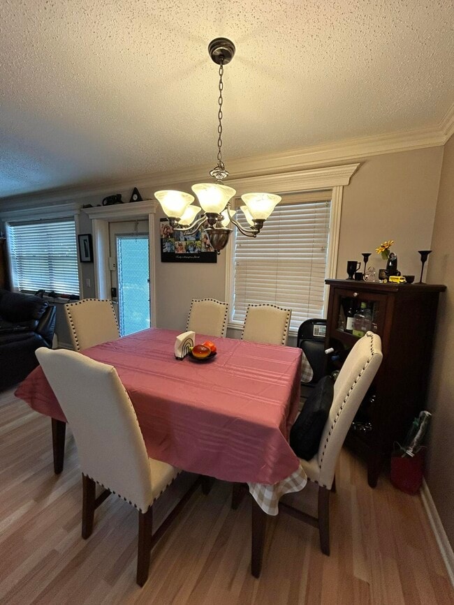 Building Photo - 570 Durham Cir